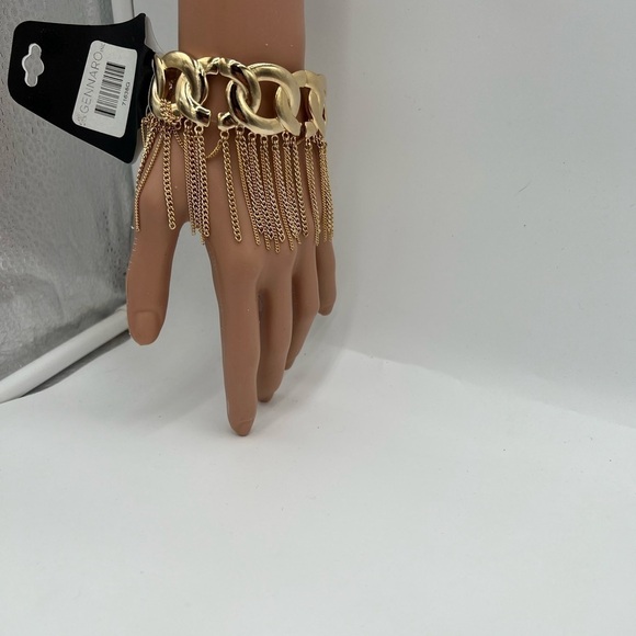 Large Link Bracelet with chain link NWT - Picture 5 of 7